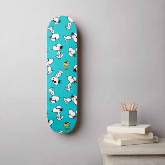 Peanuts | Snoopy & Zonnebrilpatroon Persoonlijk Skateboard (Muurkunst)