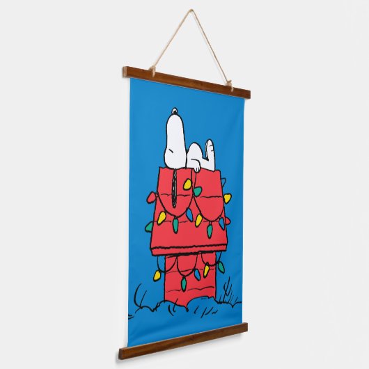 Peanuts | Snoopy's Dog House met verlichting Hangend Wandkleed (Gebogen)