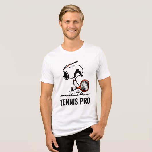Peanuts | Snoopy's Mustache Tennis spelen Tri-Blend Shirt (Voorkant volledig)