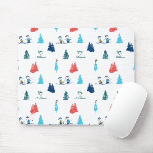 Peanuts | Winter Skiing the Slopes Pattern Muismat (Met muis)