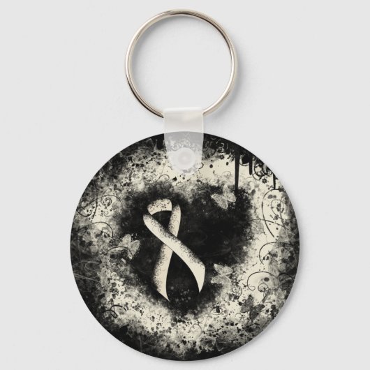Pearl Awareness Ribbon Grunge Heart Sleutelhanger (Voorkant)