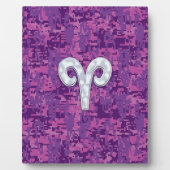 Pearl like Aries Zodiac Sign on Digital Camo Fotoplaat (Voorkant)