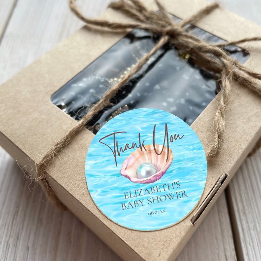 Pearl On The Way Seashell Girl Baby shower Ronde Sticker