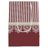 Pearls and Lace Deep Red Stripes Bow and Name Medium Cadeauzakje (Achterkant)