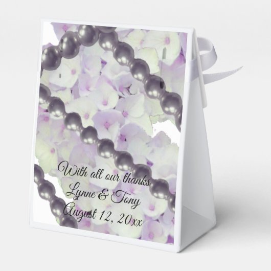 Pearls and Mauve Hydrangeas Favor Box Bedankdoosjes (Achterkant)