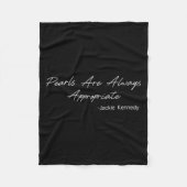 Pearls Are Always Appropriate  Fleece Deken (Voorkant)