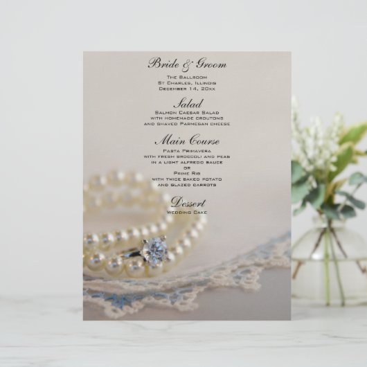 Pearls, Diamond Ring and Blue Lace Wedding Menu (Staand voorkant)