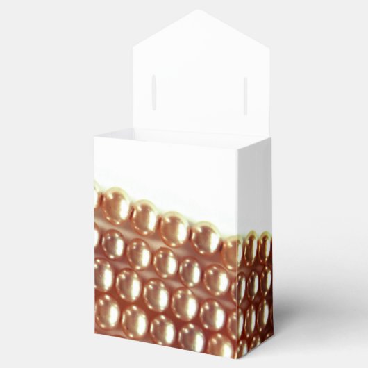 Pearls en cameo — antiek juwelen bedankdoosjes (Geopend)