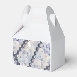 Pearls en Light Blue Hydrangeas Favor Box Bedankdoosjes