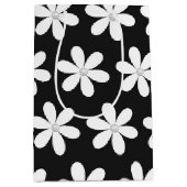 Pearls in Daisies op Black Medium Cadeauzakje (Voorkant)