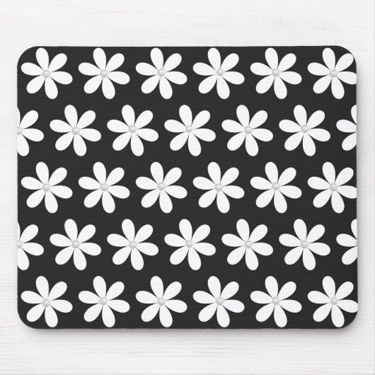 Pearls in Daisies op Black Muismat (Voorkant)