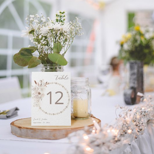 Pearls & White Floral Table Number Seating Chart Kaart