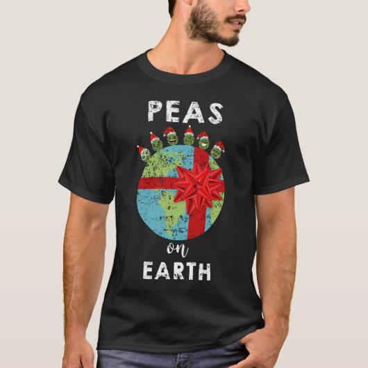 Peas on Earth Funny Holiday Veggie Pun T-shirt (Voorkant)