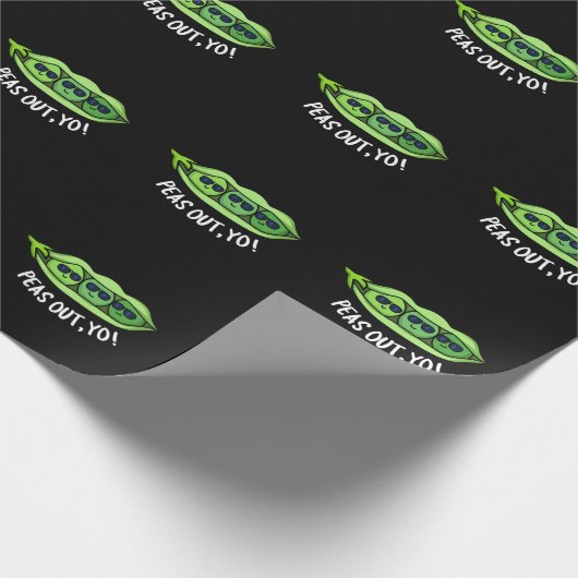 Peas Out Yo Funny Peas Pun Dark BG Cadeaupapier (Hoek)