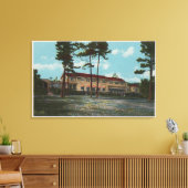 Pebble Beach, CA - Del Monte Lodge Uitzicht en Canvas Afdruk (Insitu (Woonkamer))