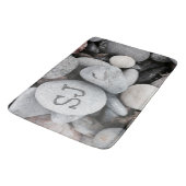 Pebble Beach Monogram Natuur Foto Badmat (Gekanteld)