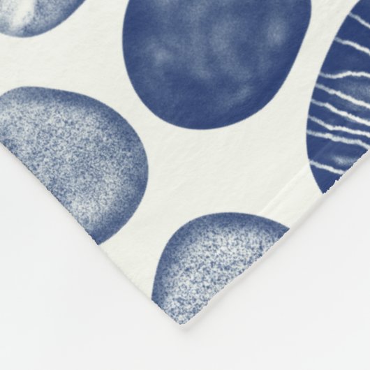 Pebble Pattern - Cyanotype Effect Fleece Deken (Hoek)