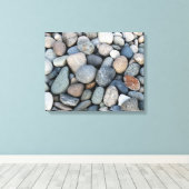 Pebbles Triptych Wall Art Canvas Afdruk (Insitu (Houten vloer))