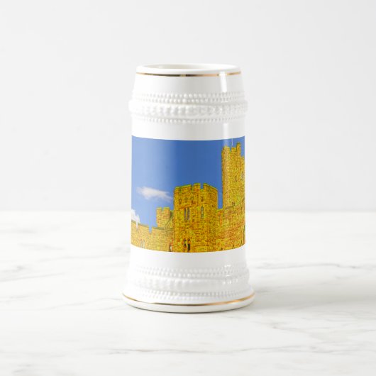 Peckforton Castle in Tarporley, Cheshire Bierpul (Center)