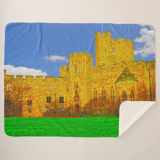 Peckforton Castle in Tarporley, Cheshire Sherpa Deken (Voorkant (horizontaal))