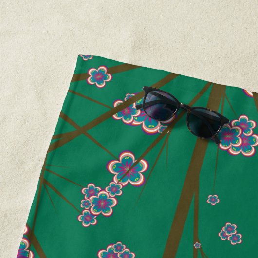 Peculiar Branches Beach Towel Strandlaken (In situ)