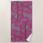 Peculiar Branches Boysenberry Beach Towel Strandlaken (Voorkant)