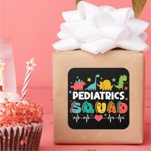 Pediatrische ploeg dinosaurus verpleegster medisch vierkante sticker