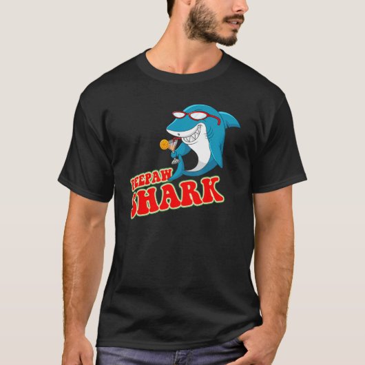 Peepaw Shark Dearing Cool Zonnebril Wijnliefhebber T-shirt (Voorkant)