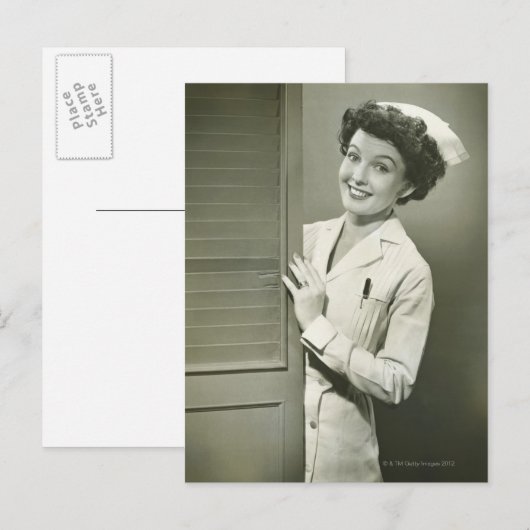 Peeping Nurse Briefkaart (Voorkant / Achterkant)