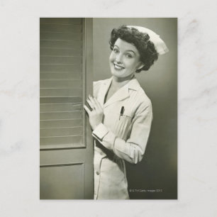 Peeping Nurse Briefkaart