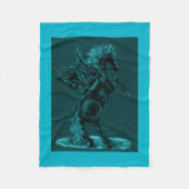 PEGASUS BLUE FLEECE DEKEN (Voorkant)