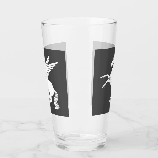 Pegasus Glas (Links)