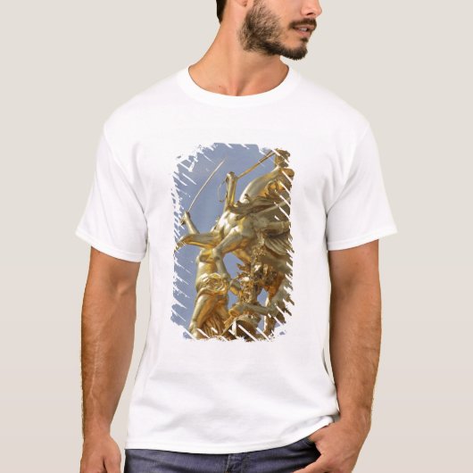 Pegasus standbeeld op de Pont Alexander III brug T-shirt (Voorkant)