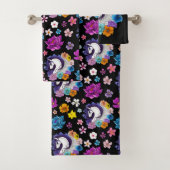 Pegasus Zwart Bloemmotief Bad Handdoek (Insitu)