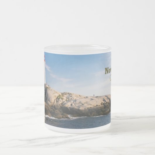 Peggys Point Lighthouse Atlantic Canada Matglas Koffiemok (Center)