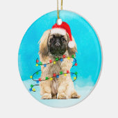 Pekingese Hond Zittend In Sneeuw Kerst Pet Lichten Keramisch Ornament (Links)
