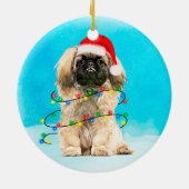 Pekingese Hond Zittend In Sneeuw Kerst Pet Lichten Keramisch Ornament (Achterkant)