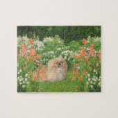 Pekingese in de tuin legpuzzel (Horizontaal)