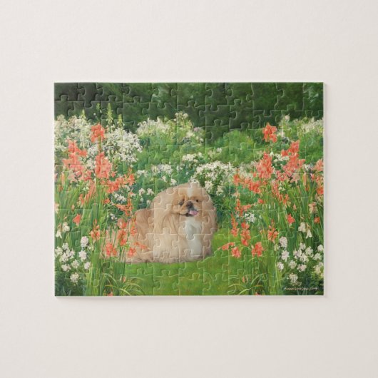 Pekingese in de tuin legpuzzel (Horizontaal)