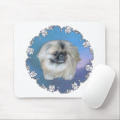 Pekingese lelie op blauw muismat (Met muis)