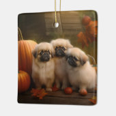 Pekingese Puppy Herfst Verrukking Pompoen Keramisch Ornament (Links)
