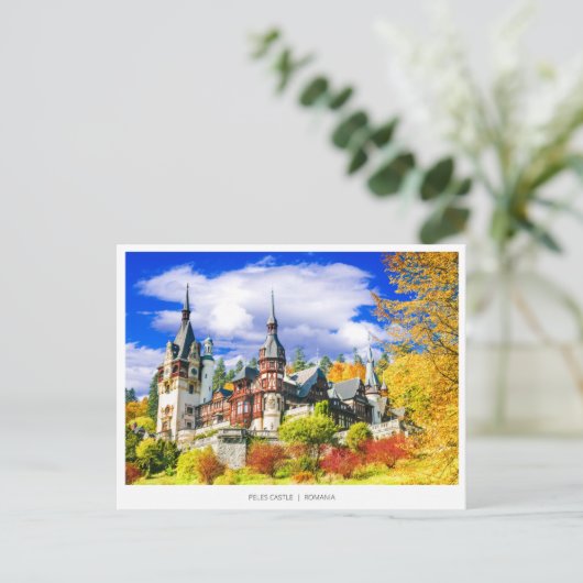 Peles Castle, het beroemde najaarslandschap in Roe Feestdagenkaart (Staand voorkant)
