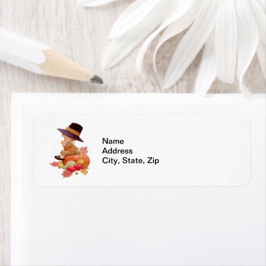 pelgrimjongen die op pompoen bidt etiket (Insitu)