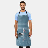 Pelican Couple Paddling op rustig blauw water Schort (Gedragen)