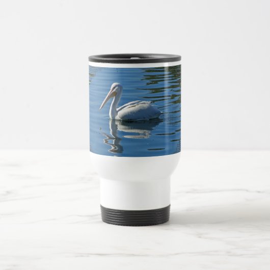 Pelican Floating Calm Blue Water Large Wild Bird Reisbeker (Center)