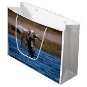 Pelican in vlucht groot cadeauzakje (Voorkant Gekanteld)