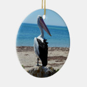 Pelican On Beach Rock, Keramisch Ornament (Rechts)