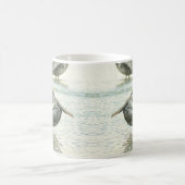 Pelican Resting on a Florida Sandy Beach Koffiemok (Center)