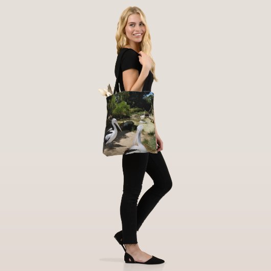 Pelican Sanctuary, Totebag Tote Bag (Op model)