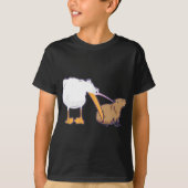 Pelican Tries to Eat Capybara Funny Cute Kawaii Me T-shirt (Voorkant)